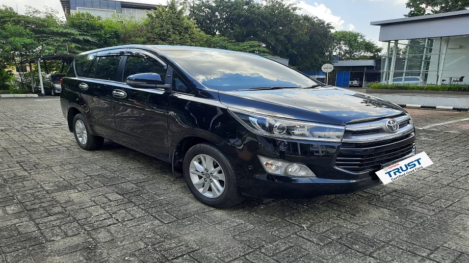 TOYOTA INNOVA 2.0 V MT 2019